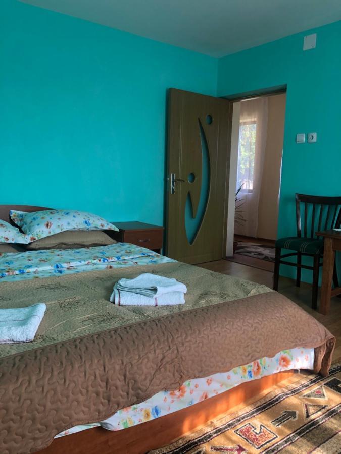 Casuta Bunicilor Isverna Hotel Luaran gambar